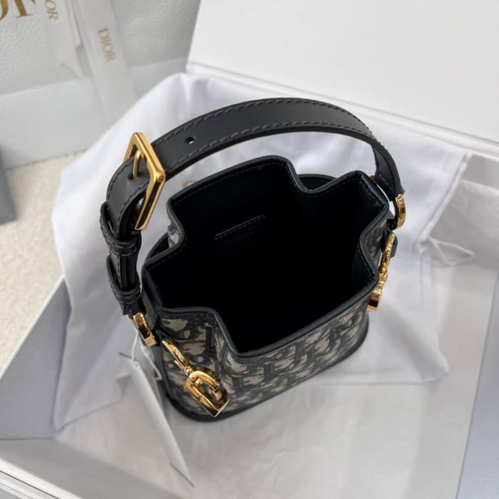 7587b53a6dddf5f0067f26fc5ed0fa89_1759061082_8997.jpg 7587b53a6dddf5f0067f26fc5ed0fa89_1759061082_8997.jpg