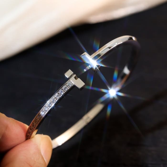 b3e9157fdad61642499f4f7deab2c782_1758705841_033.jpg b3e9157fdad61642499f4f7deab2c782_1758705841_033.jpg