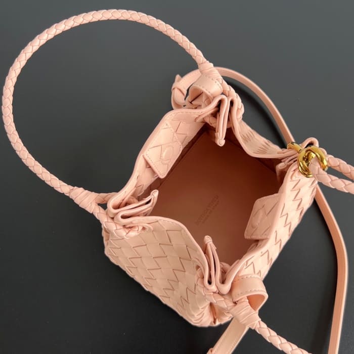 d637e0cd7286571357ae242dc83905d3_1759215624_9728.jpg d637e0cd7286571357ae242dc83905d3_1759215624_9728.jpg