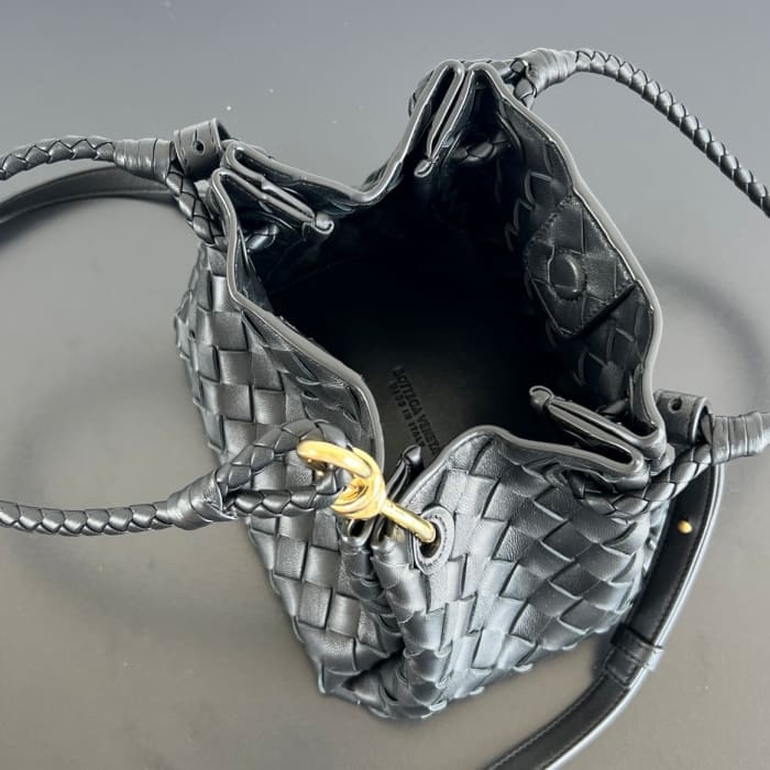 d637e0cd7286571357ae242dc83905d3_1759216353_606.jpg d637e0cd7286571357ae242dc83905d3_1759216353_606.jpg