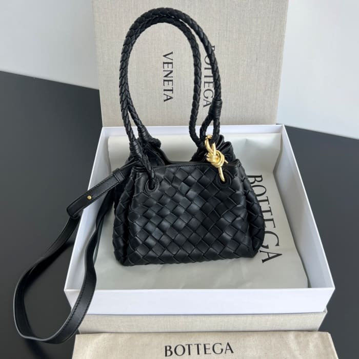 d637e0cd7286571357ae242dc83905d3_1759216354_2413.jpg d637e0cd7286571357ae242dc83905d3_1759216354_2413.jpg