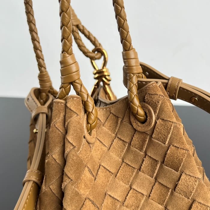 d637e0cd7286571357ae242dc83905d3_1759216390_6975.jpg d637e0cd7286571357ae242dc83905d3_1759216390_6975.jpg