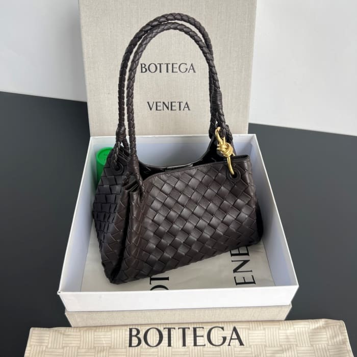 d637e0cd7286571357ae242dc83905d3_1759218008_2426.jpg d637e0cd7286571357ae242dc83905d3_1759218008_2426.jpg