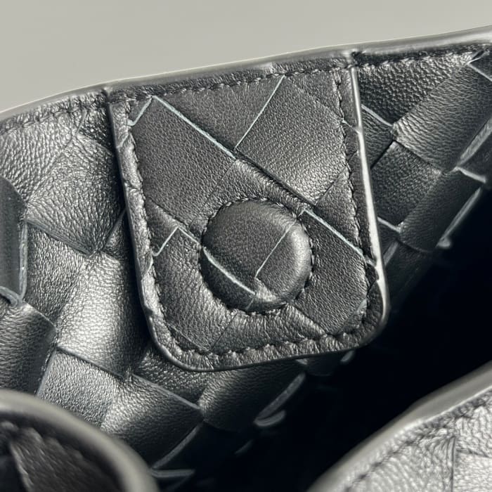 d637e0cd7286571357ae242dc83905d3_1759218175_7008.jpg d637e0cd7286571357ae242dc83905d3_1759218175_7008.jpg