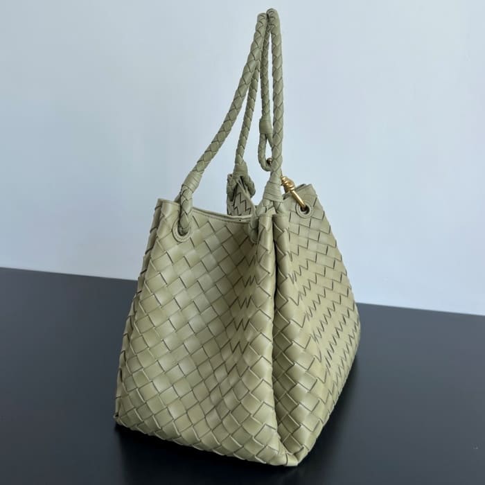 d637e0cd7286571357ae242dc83905d3_1759218903_0927.jpg d637e0cd7286571357ae242dc83905d3_1759218903_0927.jpg