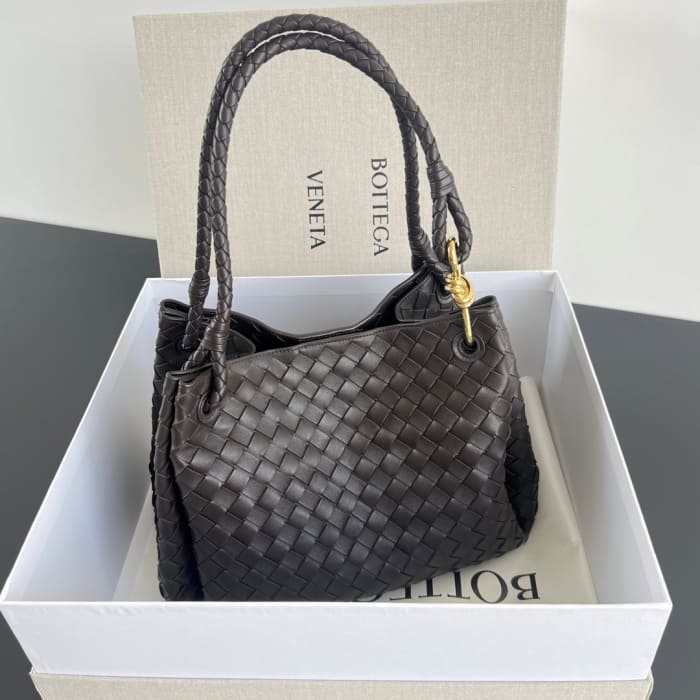 d637e0cd7286571357ae242dc83905d3_1759219373_8728.jpg d637e0cd7286571357ae242dc83905d3_1759219373_8728.jpg