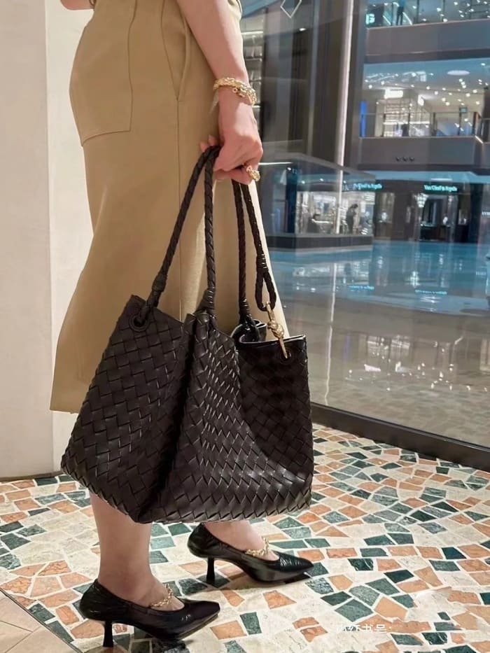 d637e0cd7286571357ae242dc83905d3_1759219377_742.jpg d637e0cd7286571357ae242dc83905d3_1759219377_742.jpg