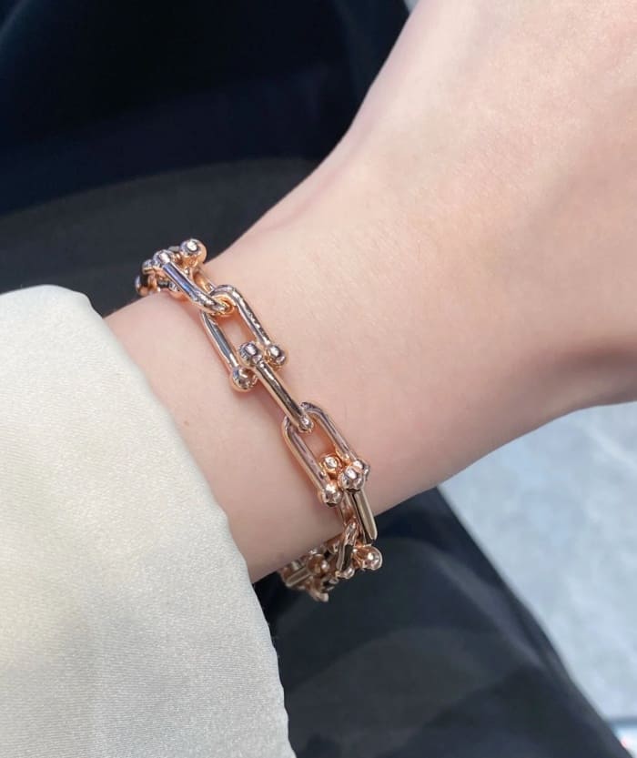 e61014715faac28c7548b68b2006dfba_1758879770_9645.jpg e61014715faac28c7548b68b2006dfba_1758879770_9645.jpg