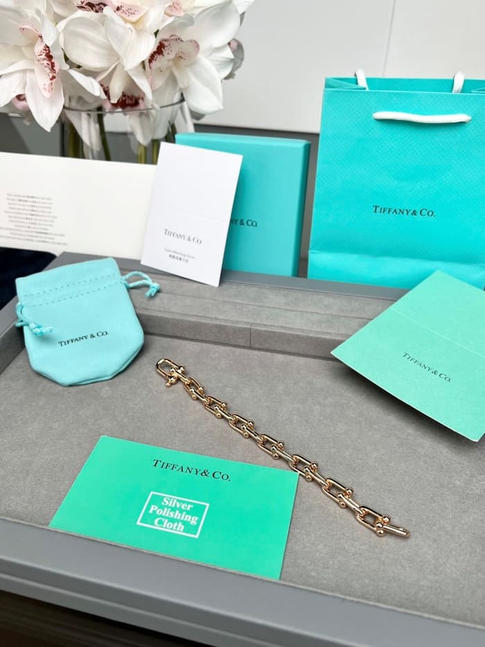 e61014715faac28c7548b68b2006dfba_1758879778_7259.jpg e61014715faac28c7548b68b2006dfba_1758879778_7259.jpg