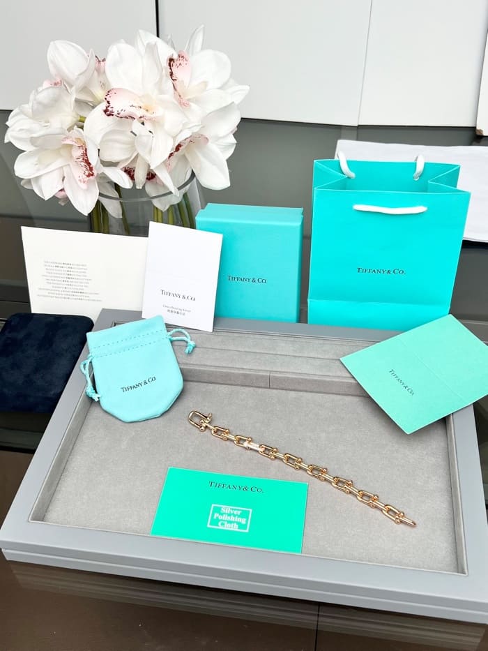 e61014715faac28c7548b68b2006dfba_1758879857_0552.jpg e61014715faac28c7548b68b2006dfba_1758879857_0552.jpg