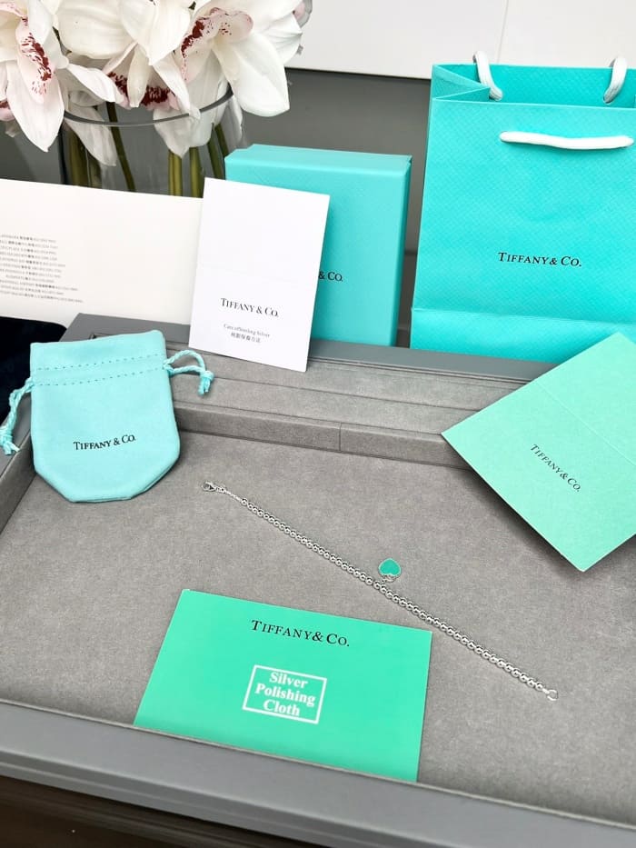 e61014715faac28c7548b68b2006dfba_1758880499_3552.jpg e61014715faac28c7548b68b2006dfba_1758880499_3552.jpg