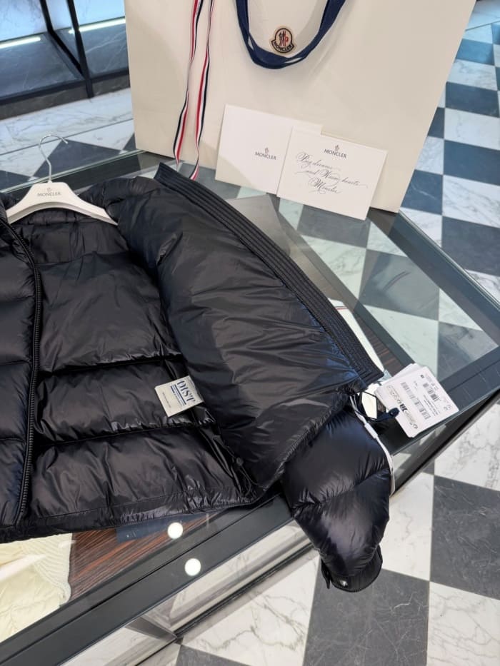 5c5e64b21c66db186e7b28ea723c5865_1763609464_1996.jpg 5c5e64b21c66db186e7b28ea723c5865_1763609464_1996.jpg