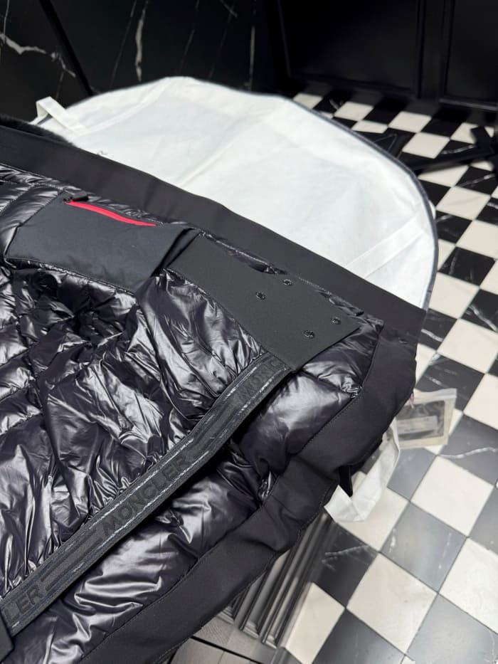 5c5e64b21c66db186e7b28ea723c5865_1763610660_6994.jpg 5c5e64b21c66db186e7b28ea723c5865_1763610660_6994.jpg