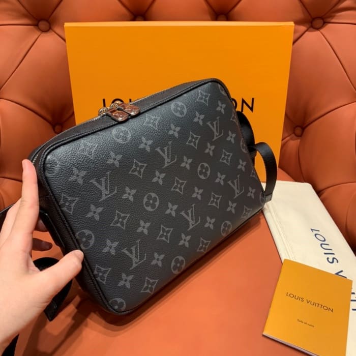 6d54abf921d64a0456bce145d3f35831_1763370369_6344.jpg 6d54abf921d64a0456bce145d3f35831_1763370369_6344.jpg