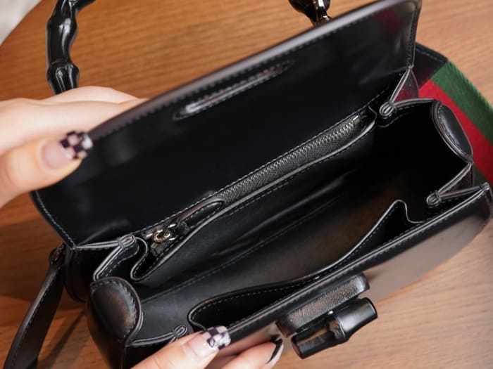 d7995cc3e514194970bdf5f0ed2d5d85_1763365786_6704.jpg d7995cc3e514194970bdf5f0ed2d5d85_1763365786_6704.jpg