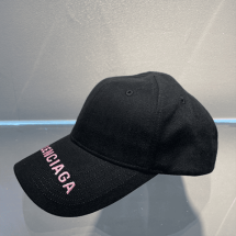 발렌시아가 자수로고 볼캡 모자