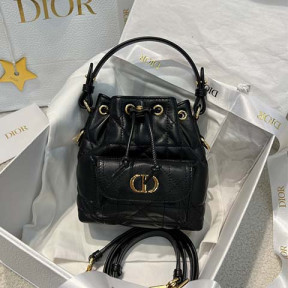 디* 카로 버킷백 미니