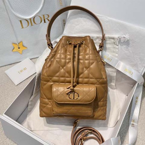 디* 카로 버킷백 스몰