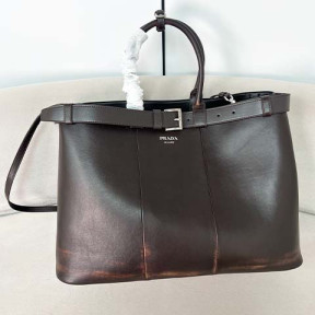 프라* 와이드 벨트 빈티지 가죽 핸드백 2VG126