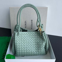 보테가 안디아모 파라슈트 숄더백 라지 796571