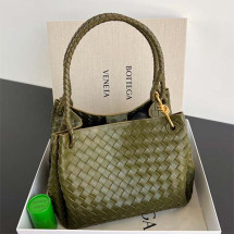 보테가 안디아모 파라슈트 숄더백 라지 796571