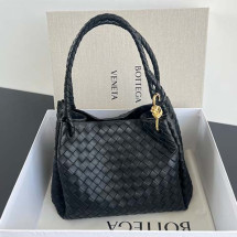 보테가 안디아모 파라슈트 숄더백 라지 796571