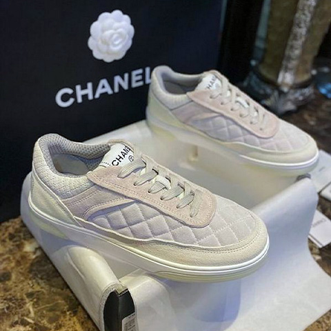 벨벳 퀼팅 스니커즈