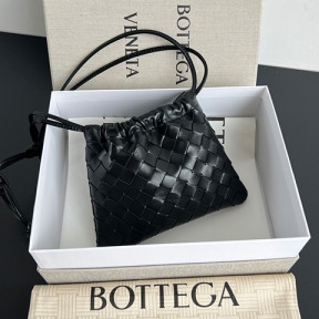 보테가 인트레치아토 더스트백 스몰 816987