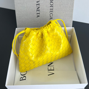 보테가 인트레치아토 더스트백 미듐 796728