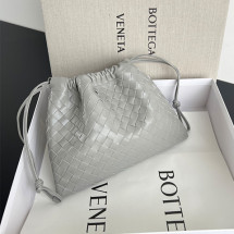 보테가 인트레치아토 더스트백 미듐 796728