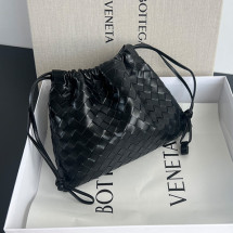 보테가 인트레치아토 더스트백 미듐 796728