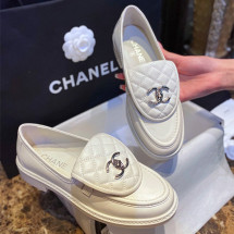 CC로고 퀄팅 램스킨 턴락 블랙 로퍼