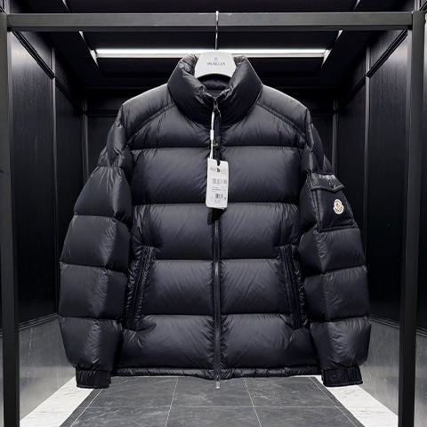 몽클레어 레비타 남성 카라 다운 패딩 자켓