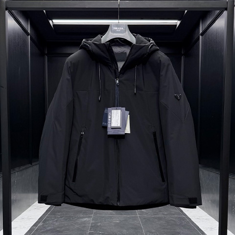 프라다 트라이앵글 삼각로고 다운 방수 패딩 자켓