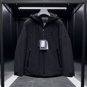 프라다 트라이앵글 삼각로고 다운 방수 패딩 자켓