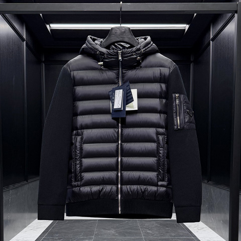 프라다 삼각로고 니트 후드 다운 패딩 자켓