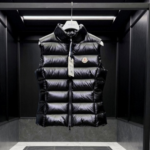 몽클레어 가니 구스 다운 베스트 패딩 쪼끼