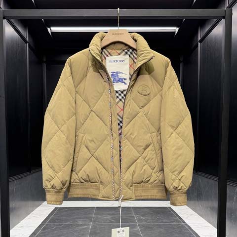 버버리 체크무늬 다이아몬드 퀼팅 패딩 자켓