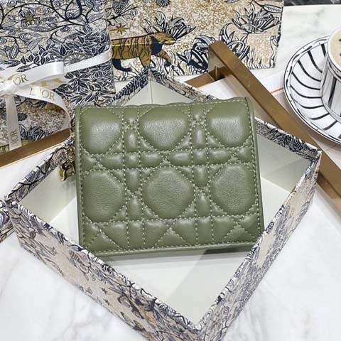 디올 까나쥬 램스킨 레이디 반지갑