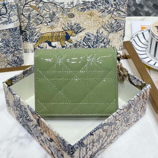 디올 까나쥬 페이던트 레이디 반지갑