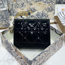 디올 까나쥬 페이던트 레이디 반지갑